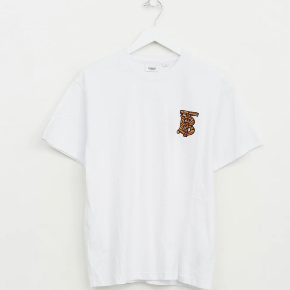 Mens Burberry Tshirt with tiger print logo motif